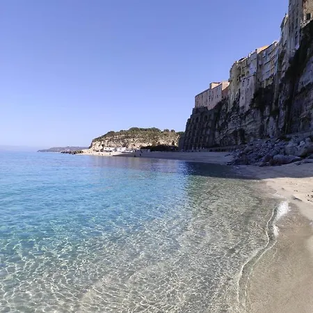 Le Rondinelle Vacanze - Stanza Privata Homestay Pizzo (Calabria)